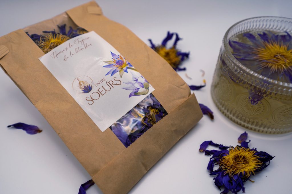 Lotus Bleu — 25g (Fleurs entières)